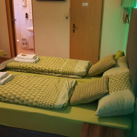 Kansakar Hotel Kaiserslautern Eksteriør billede