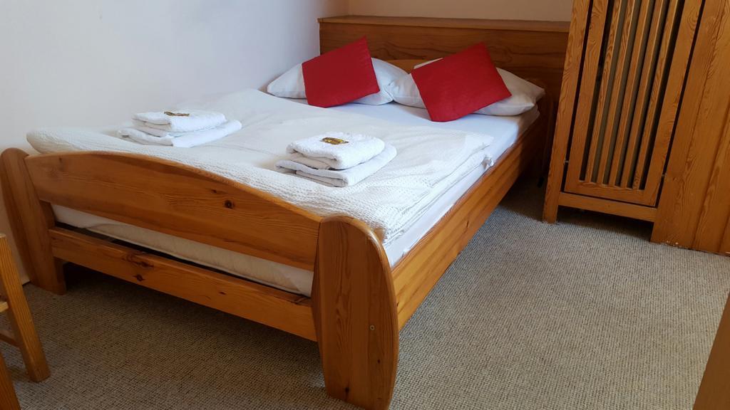 Kansakar Hotel Kaiserslautern Eksteriør billede