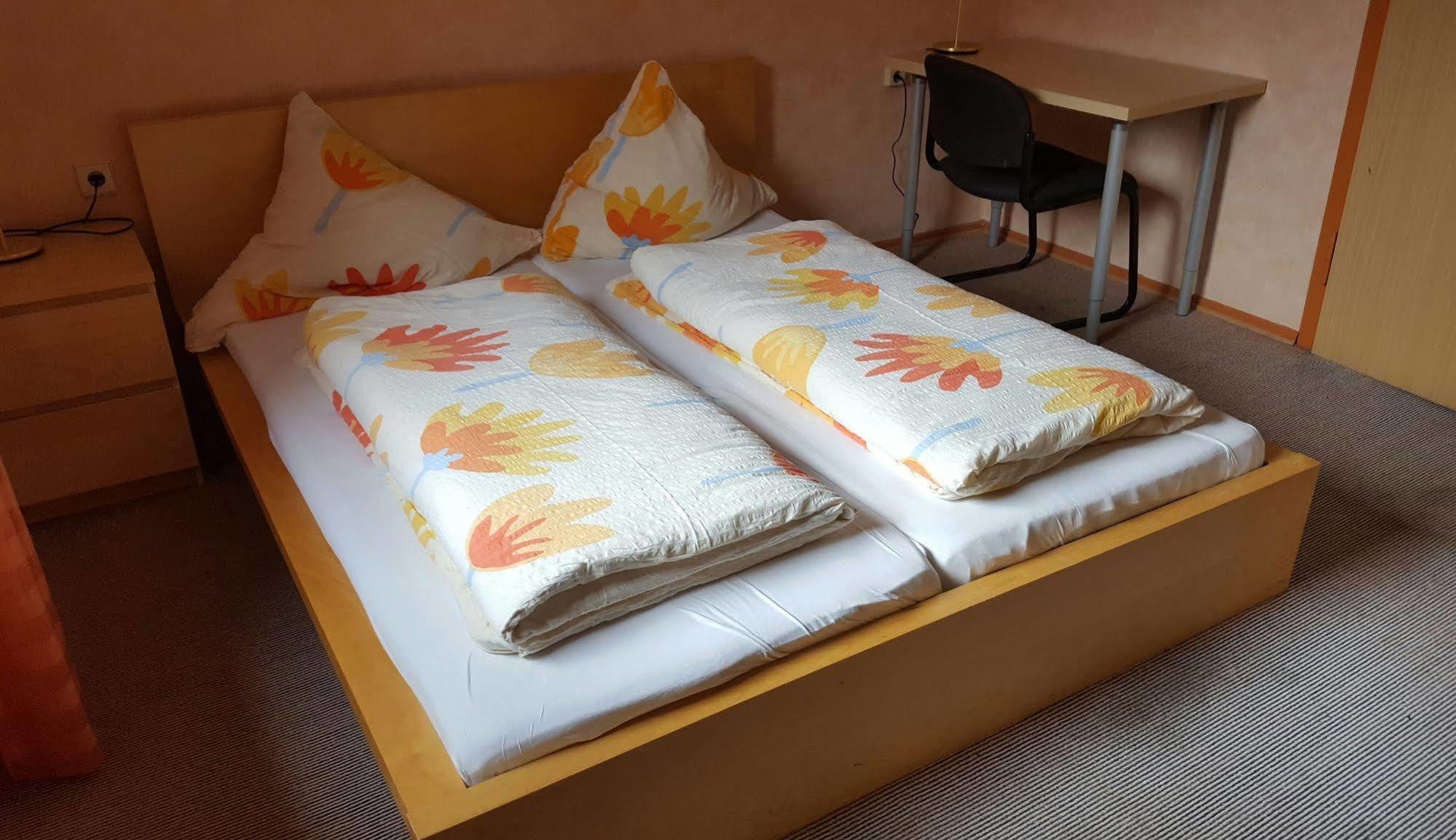 Kansakar Hotel Kaiserslautern Eksteriør billede